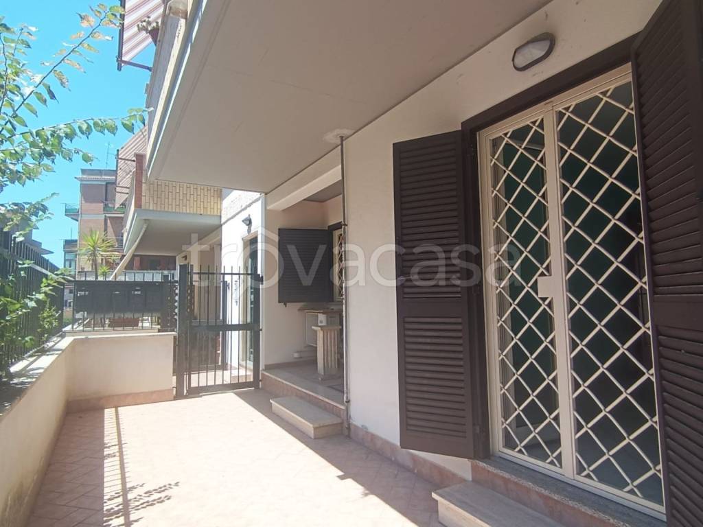 appartamento in vendita a Guidonia Montecelio in zona Villanova