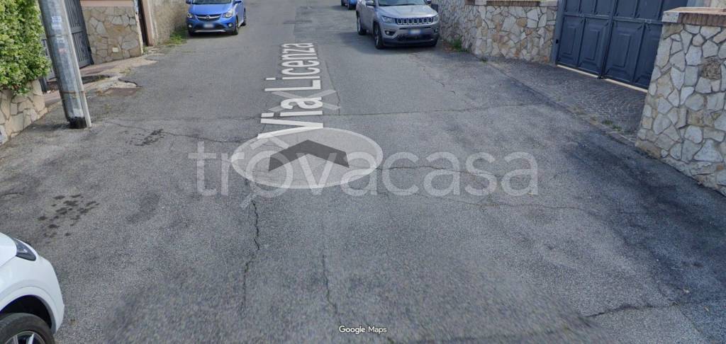 casa indipendente in vendita a Guidonia Montecelio in zona Montecelio