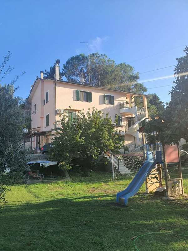 appartamento in vendita a Guidonia Montecelio in zona Marco Simone