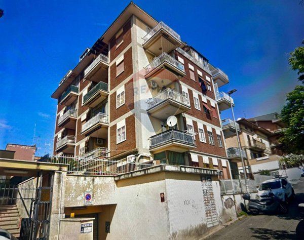 appartamento in vendita a Guidonia Montecelio in zona Guidonia