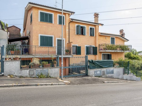 appartamento in vendita a Guidonia Montecelio in zona Colleverde
