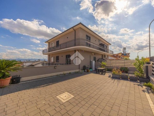 appartamento in vendita a Guidonia Montecelio in zona Setteville