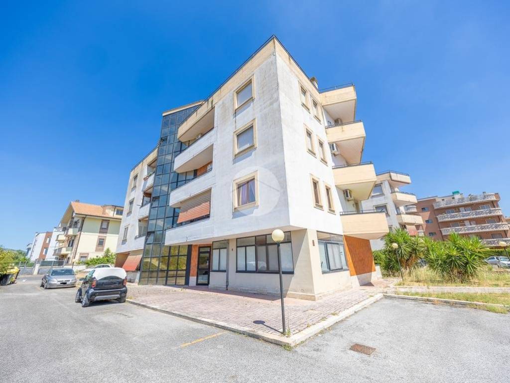 appartamento in vendita a Guidonia Montecelio