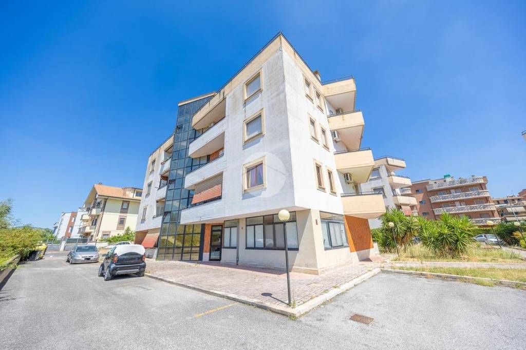 appartamento in vendita a Guidonia Montecelio