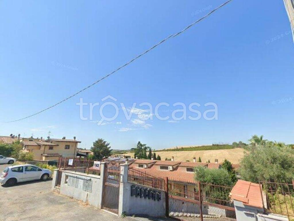 casa indipendente in vendita a Guidonia Montecelio in zona Pichini