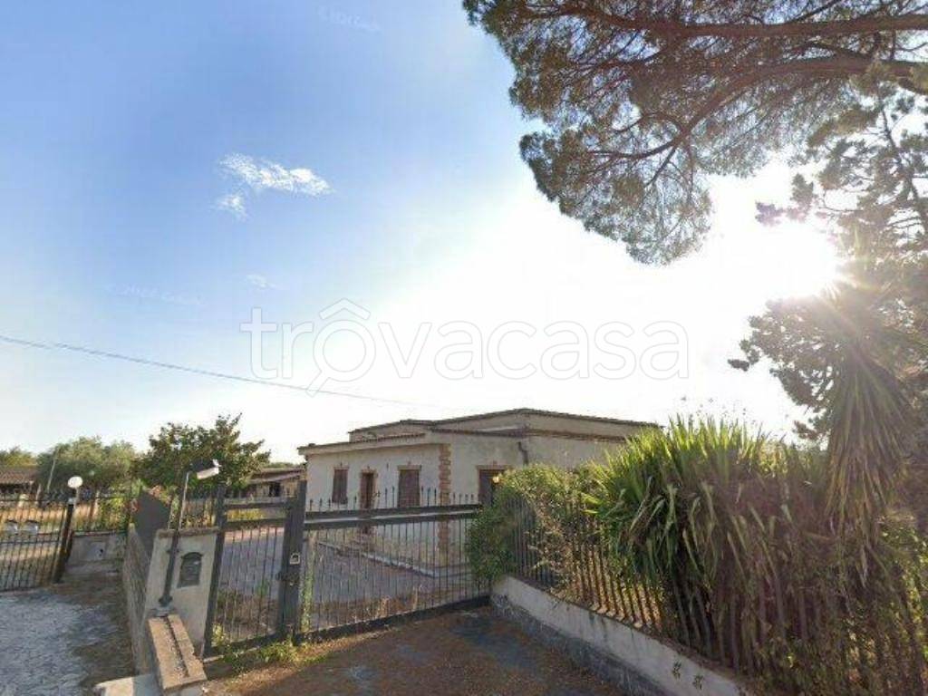 casa indipendente in vendita a Guidonia Montecelio in zona Pichini