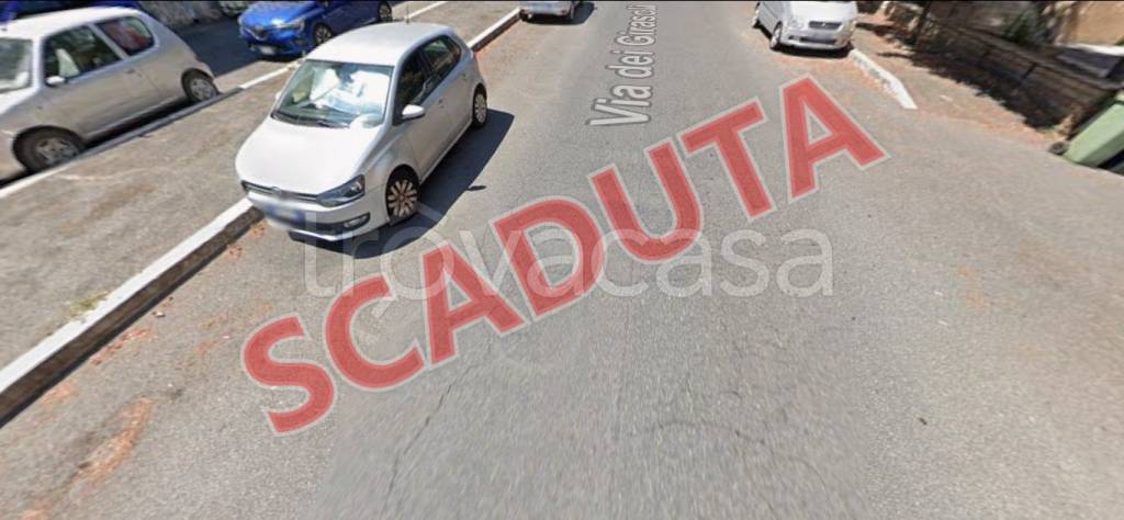 negozio in vendita a Guidonia Montecelio in zona Montecelio