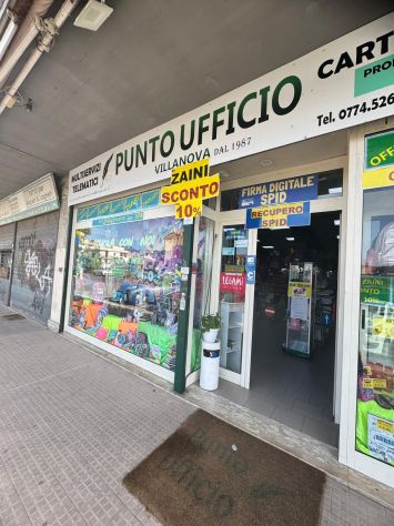 negozio in vendita a Guidonia Montecelio