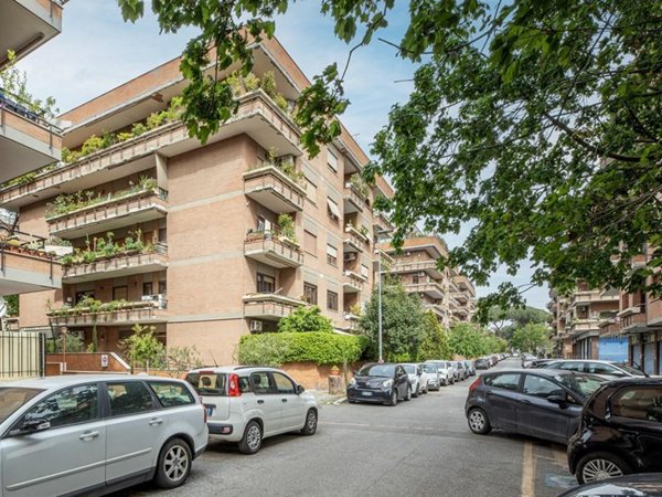 appartamento in vendita a Guidonia Montecelio in zona Colleverde