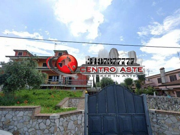 casa indipendente in vendita a Guidonia Montecelio in zona Montecelio
