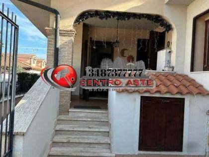 casa indipendente in vendita a Guidonia Montecelio in zona Montecelio