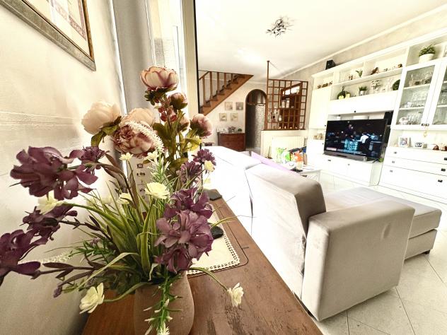 appartamento in vendita a Guidonia Montecelio in zona Guidonia