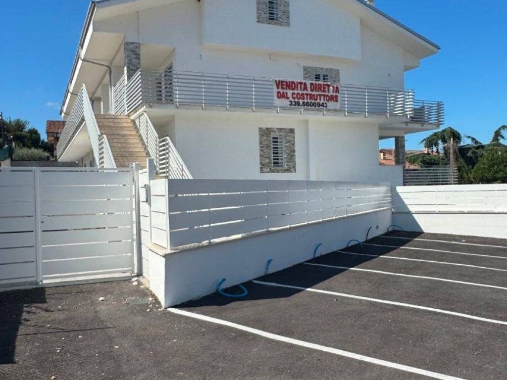 appartamento in vendita a Guidonia Montecelio in zona Setteville