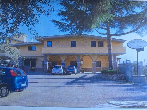 appartamento in vendita a Guidonia Montecelio in zona Colle Fiorito