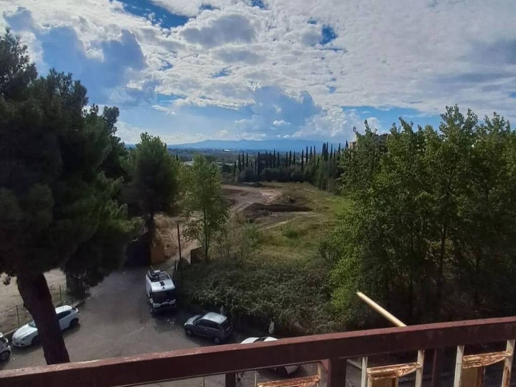 appartamento in vendita a Guidonia Montecelio in zona Villalba