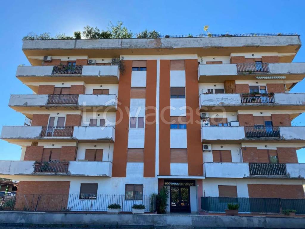 appartamento in vendita a Guidonia Montecelio