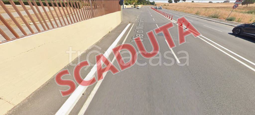 locale commerciale in vendita a Guidonia Montecelio in zona Montecelio