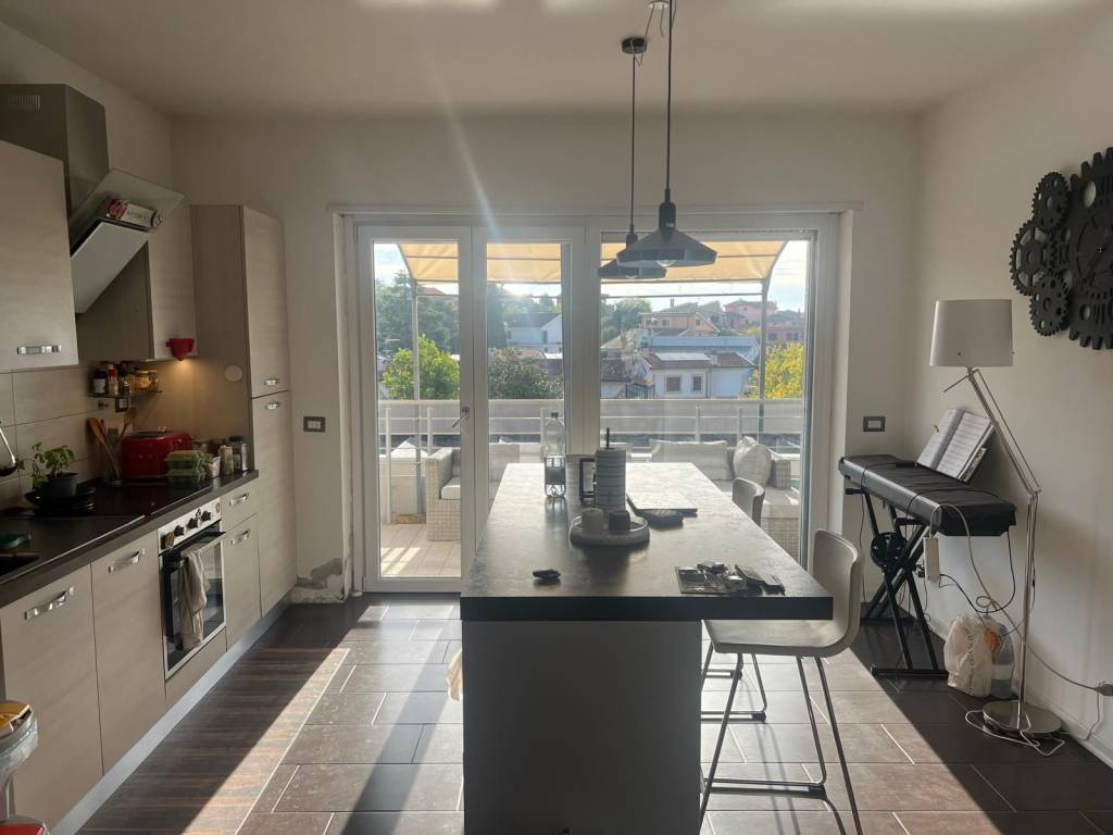 casa indipendente in vendita a Guidonia Montecelio