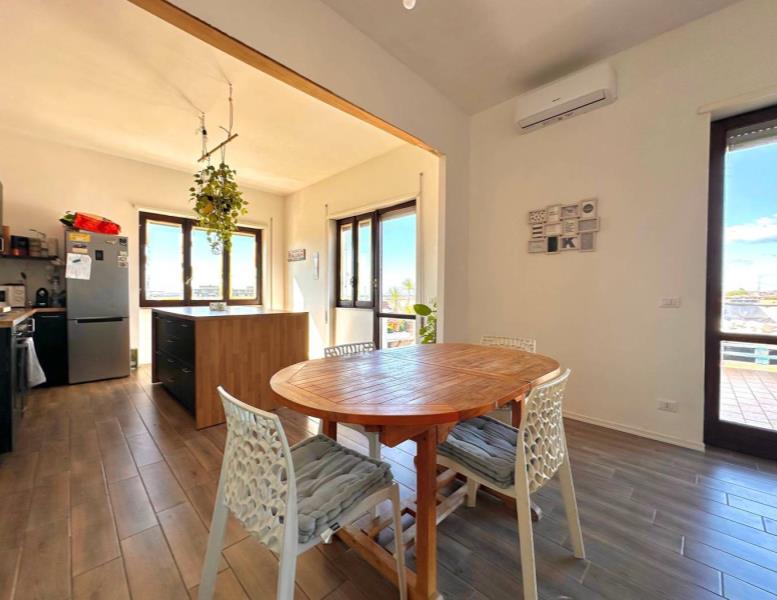 appartamento in vendita a Guidonia Montecelio in zona Setteville