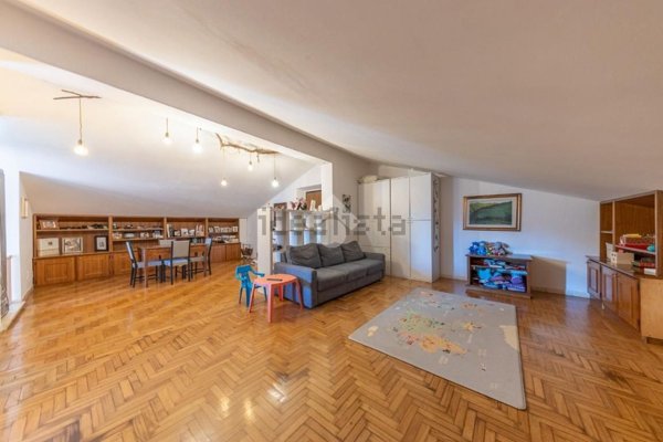 appartamento in vendita a Guidonia Montecelio in zona Villanova