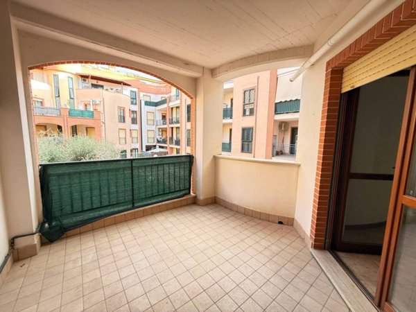 appartamento in vendita a Guidonia Montecelio in zona Guidonia