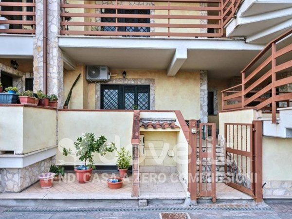 appartamento in vendita a Guidonia Montecelio in zona Villalba