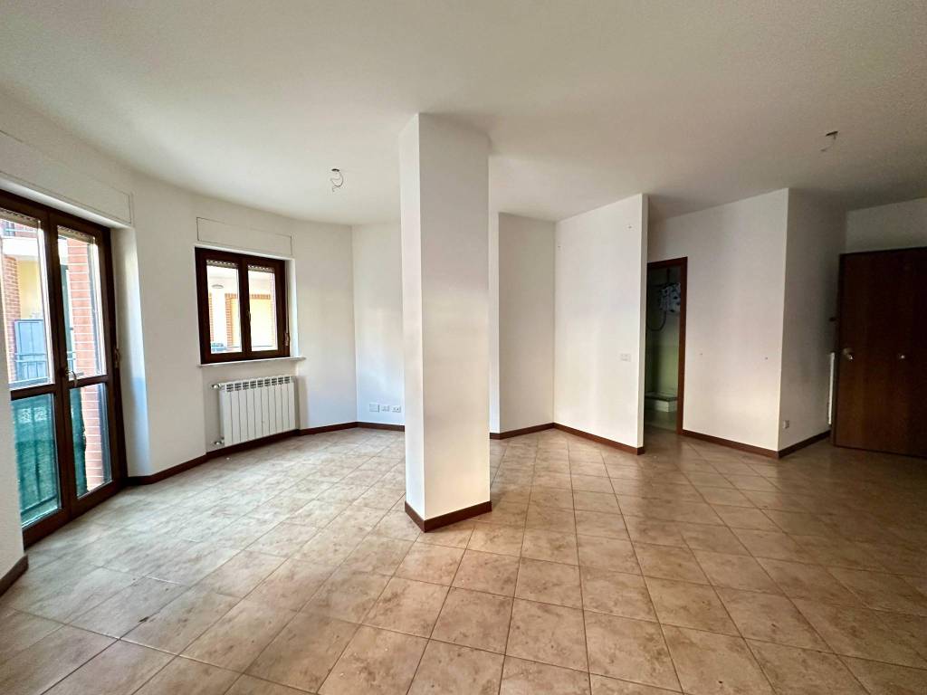appartamento in vendita a Guidonia Montecelio in zona Setteville