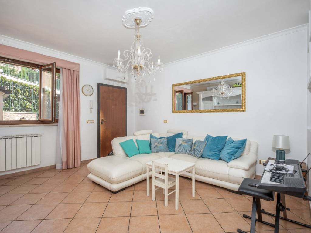 appartamento in vendita a Guidonia Montecelio