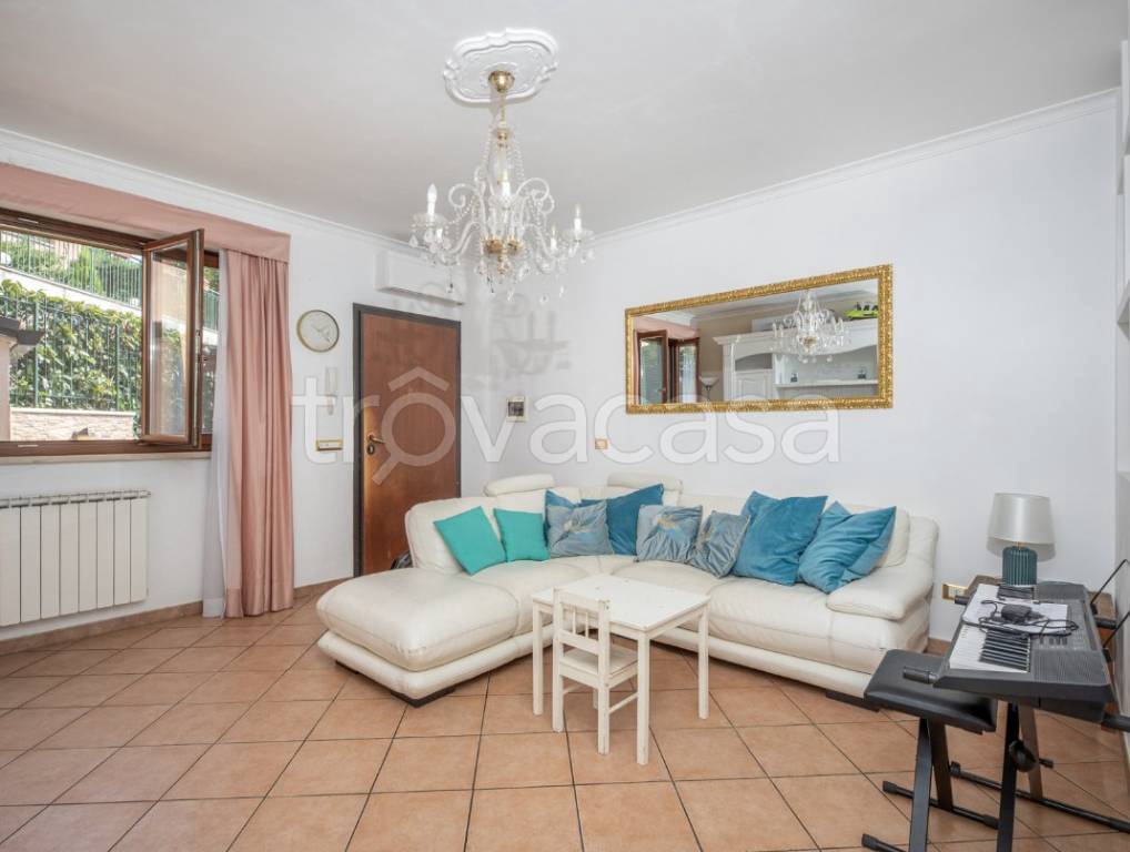 appartamento in vendita a Guidonia Montecelio