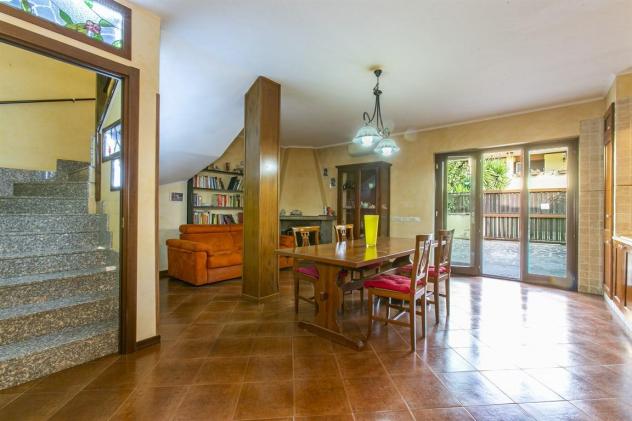 casa indipendente in vendita a Guidonia Montecelio in zona Marco Simone