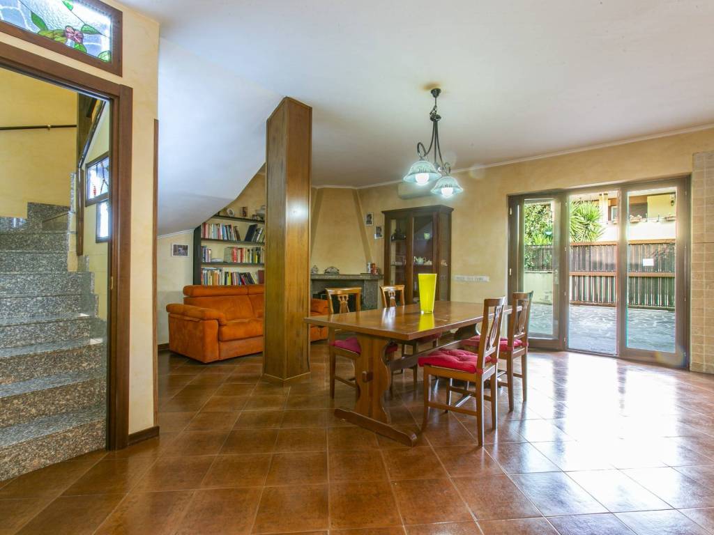 casa indipendente in vendita a Guidonia Montecelio