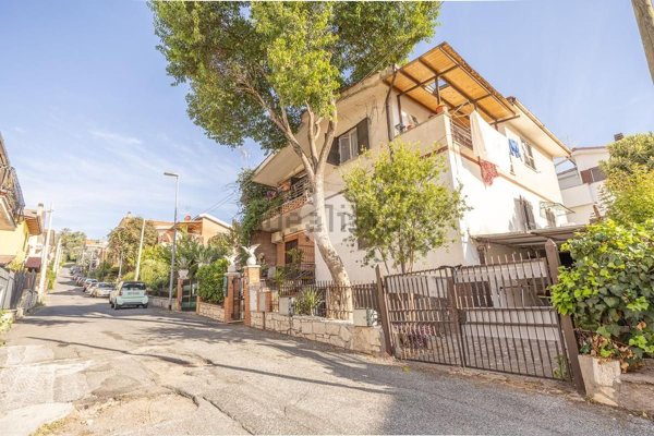 appartamento in vendita a Guidonia Montecelio