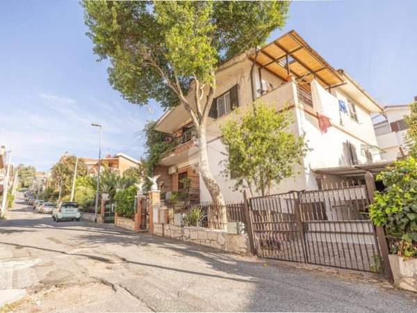 appartamento in vendita a Guidonia Montecelio