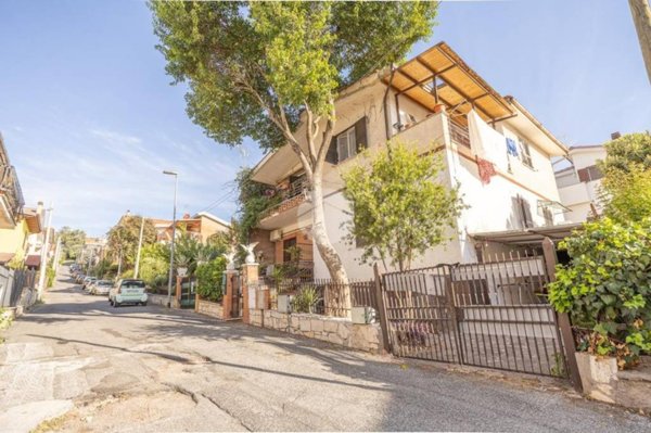 appartamento in vendita a Guidonia Montecelio in zona Montecelio