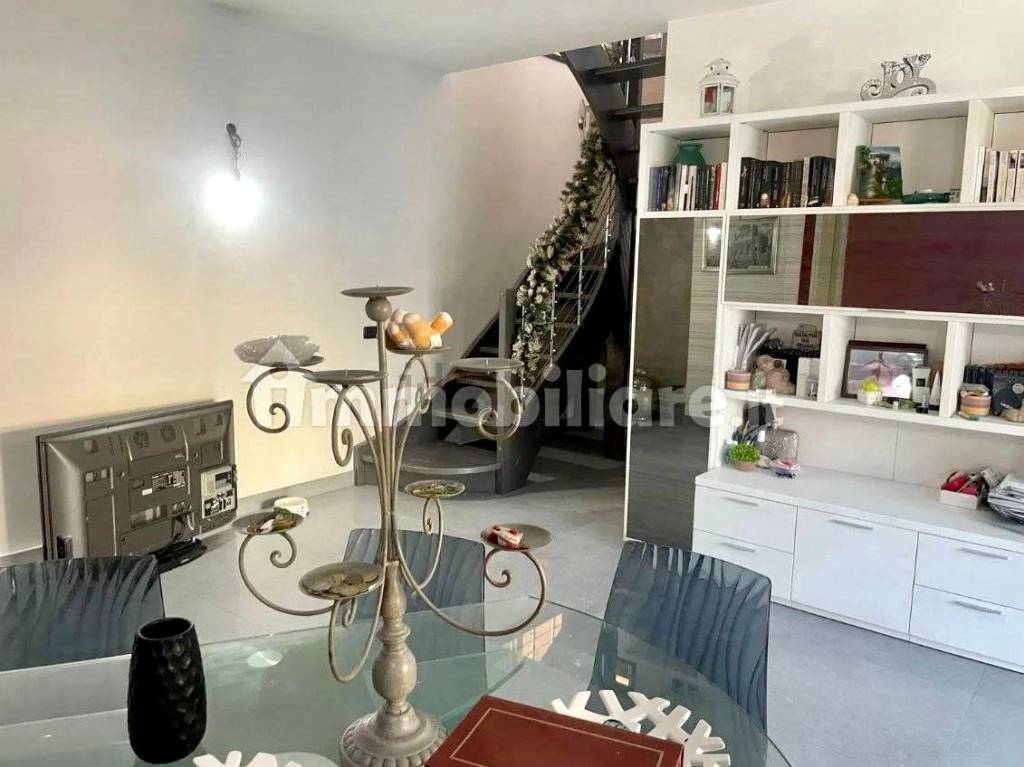 appartamento in vendita a Guidonia Montecelio in zona Montecelio