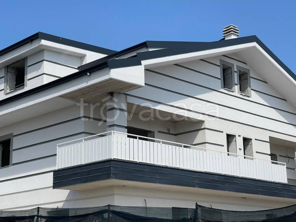 appartamento in vendita a Guidonia Montecelio in zona Setteville