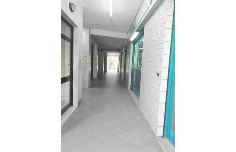 appartamento in vendita a Guidonia Montecelio in zona Marco Simone