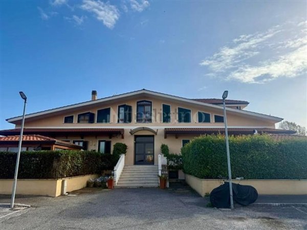 appartamento in vendita a Guidonia Montecelio in zona Setteville