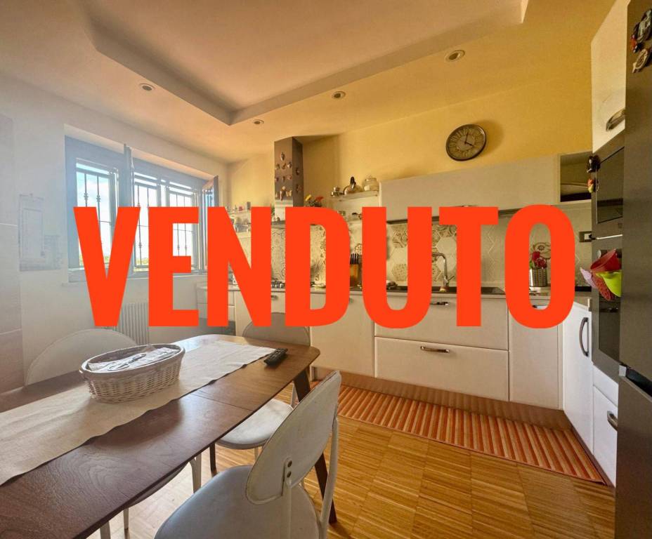 appartamento in vendita a Guidonia Montecelio in zona Setteville