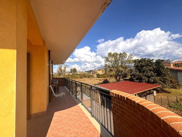 appartamento in vendita a Guidonia Montecelio in zona Villalba