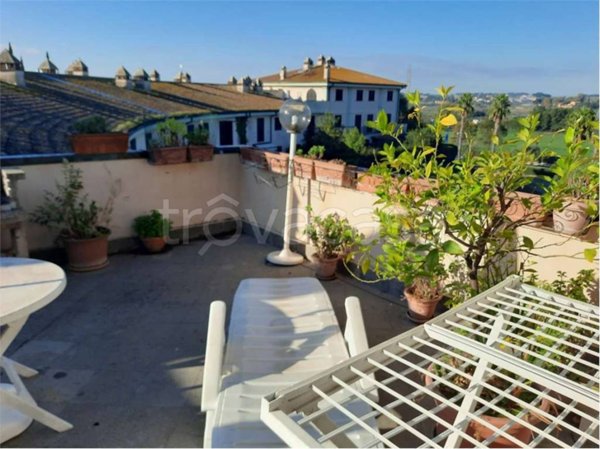 appartamento in vendita a Guidonia Montecelio in zona Marco Simone