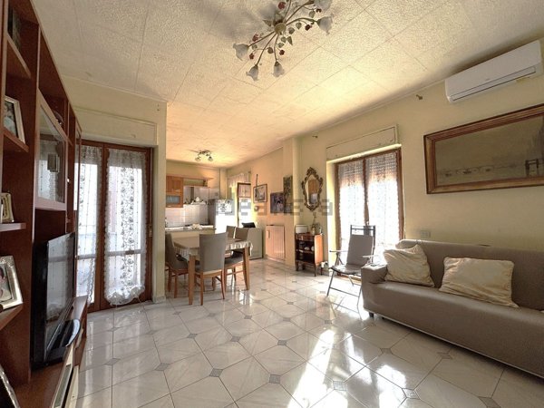 appartamento in vendita a Guidonia Montecelio in zona Guidonia