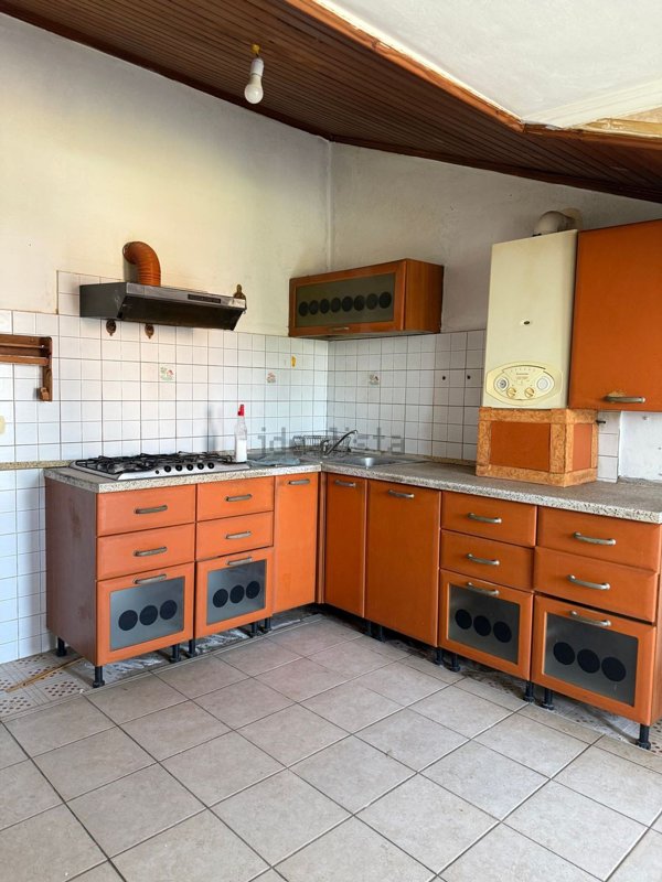 appartamento in vendita a Guidonia Montecelio in zona Villalba