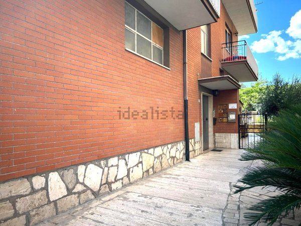 appartamento in vendita a Guidonia Montecelio in zona Villanova