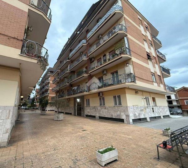 appartamento in vendita a Guidonia Montecelio