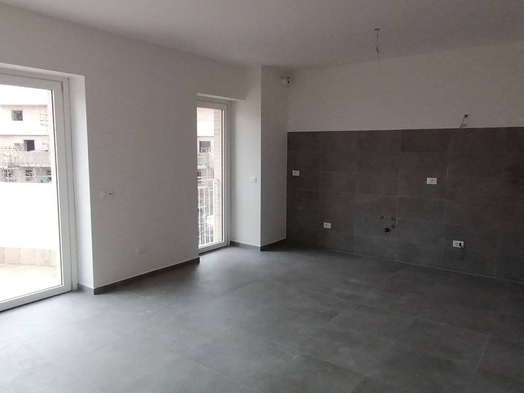 appartamento in vendita a Guidonia Montecelio in zona Guidonia