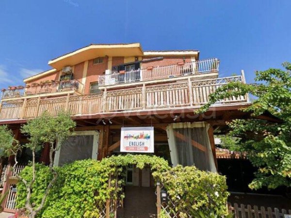 negozio in vendita a Guidonia Montecelio