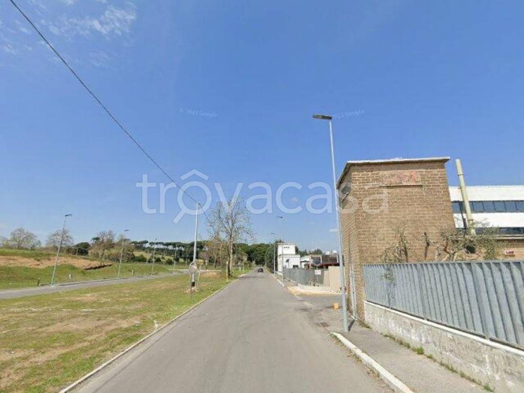 capannone in vendita a Guidonia Montecelio