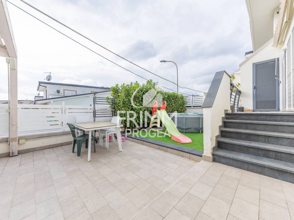 appartamento in vendita a Guidonia Montecelio in zona Setteville