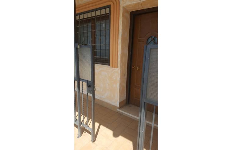 appartamento in vendita a Guidonia Montecelio in zona Guidonia